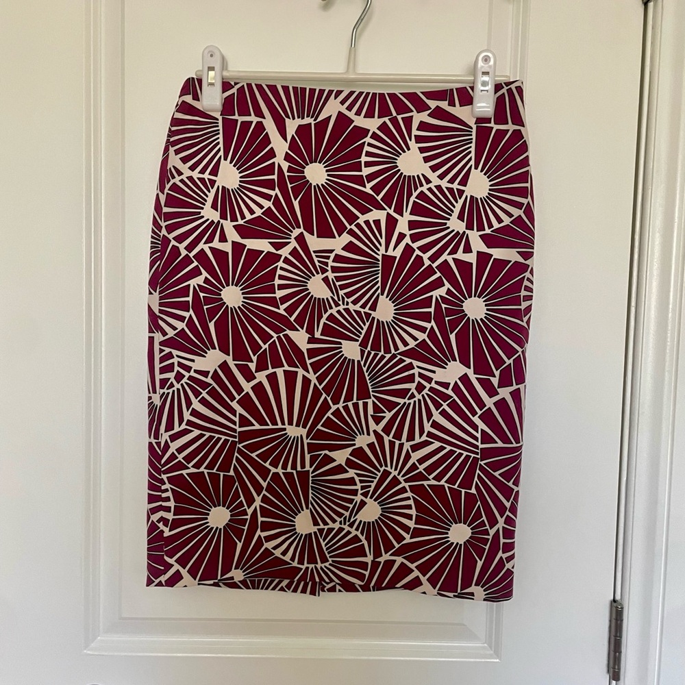 The Limited Burgundy and Cream Geometric Pencil Skirt